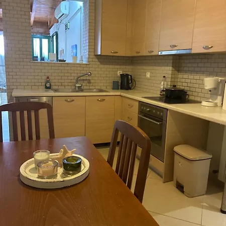 بيت للعطل Authentic Greek Garden House In *
